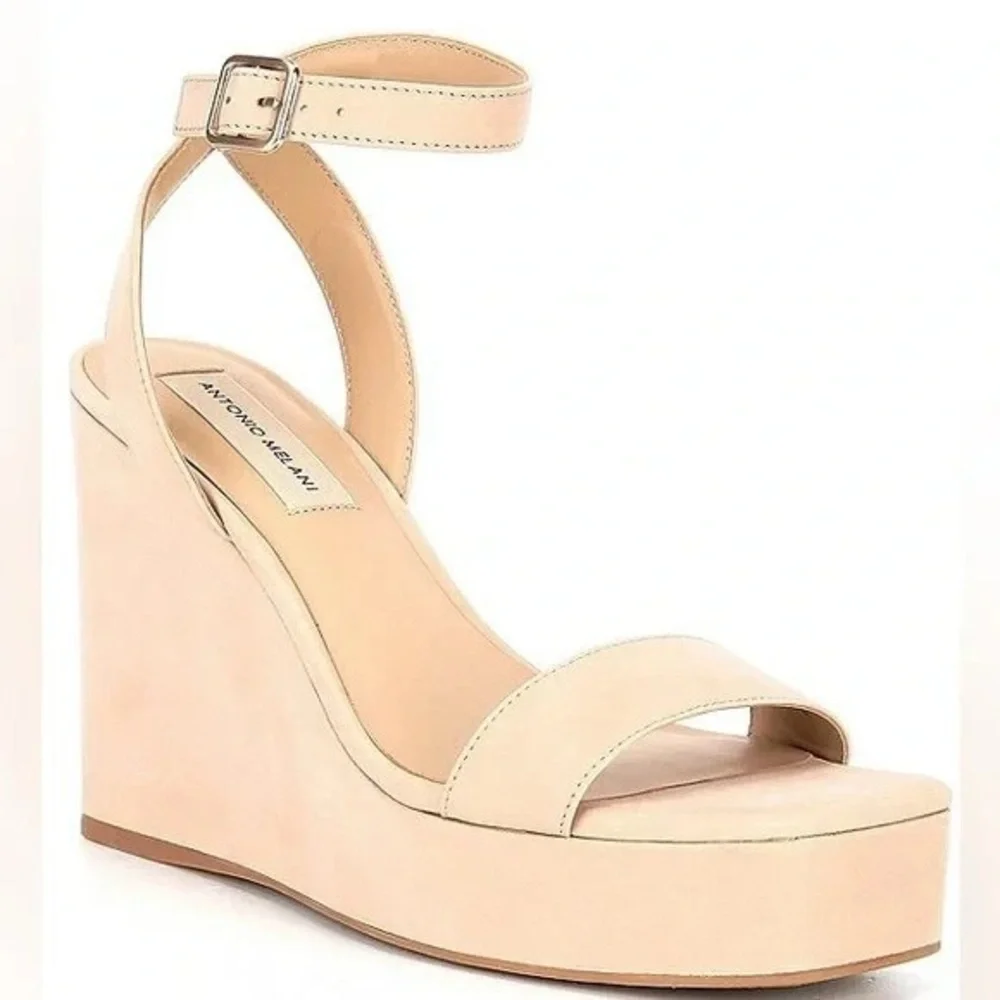 NWT Antonio Melani Madelle Leather Wedge Sandals Beige Sz 9,5